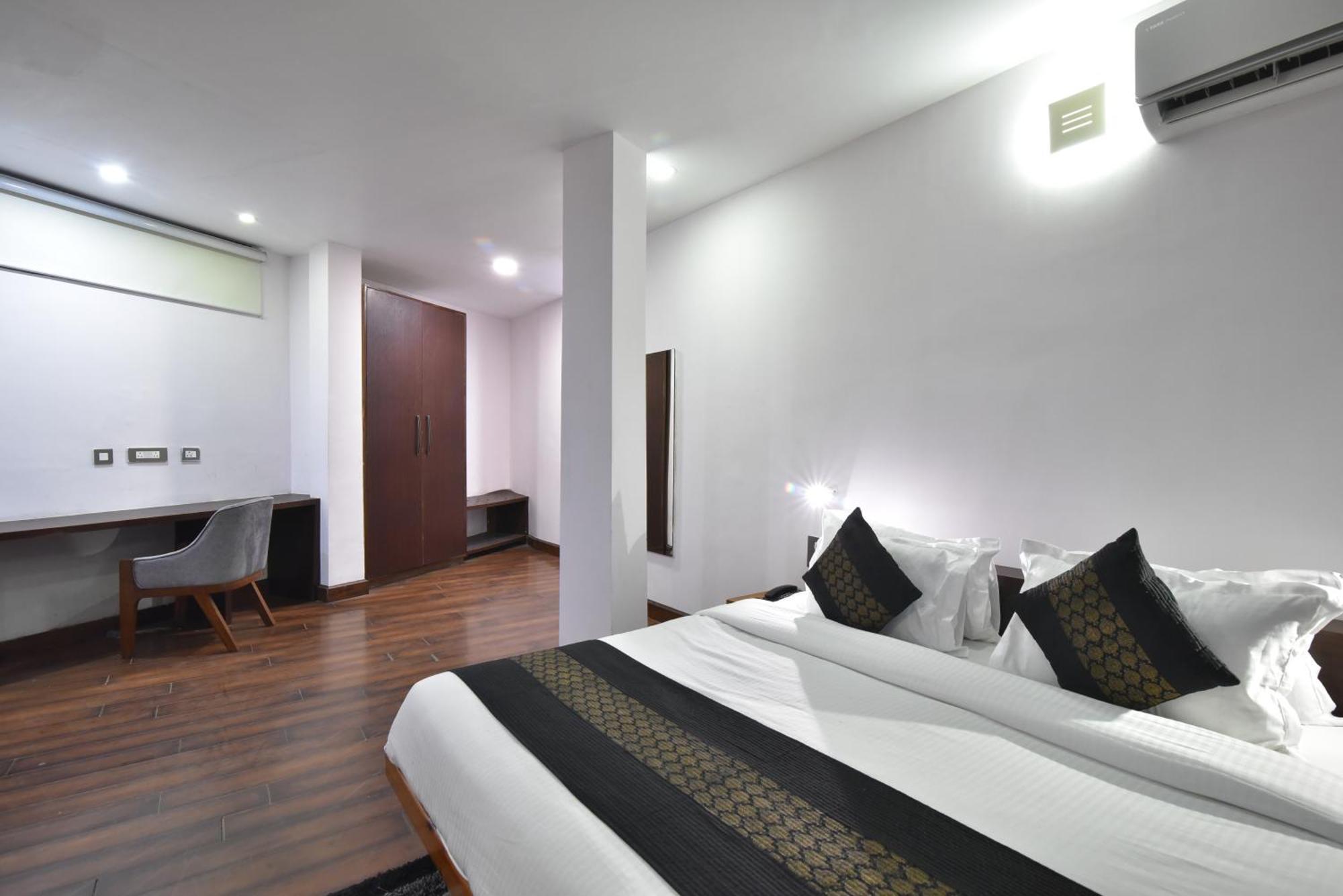 M Hotel And Restaurant McLeod Ganj Exterior foto